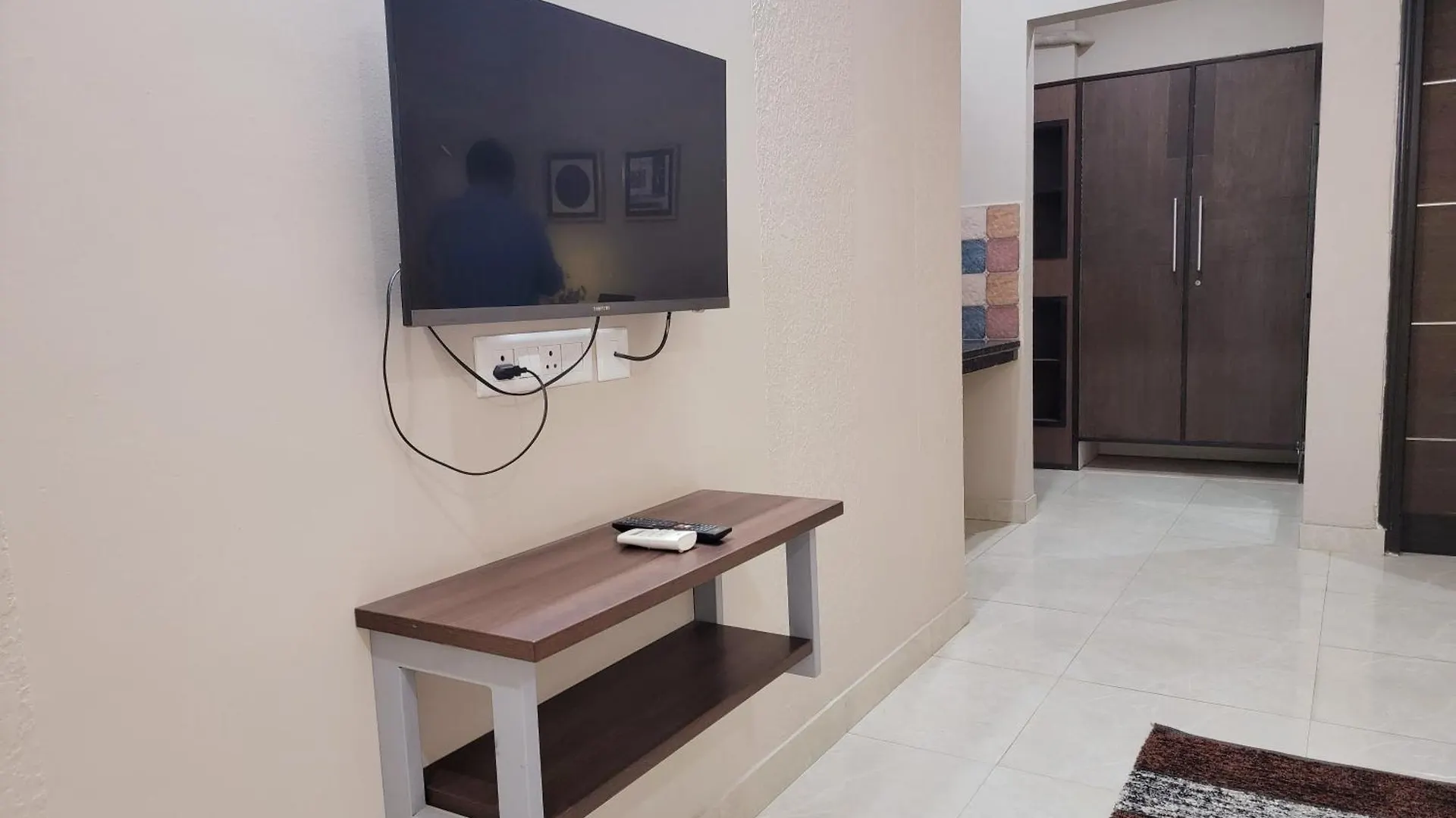 Hotel Vamsor Heights 1047 Gurgaon Indie